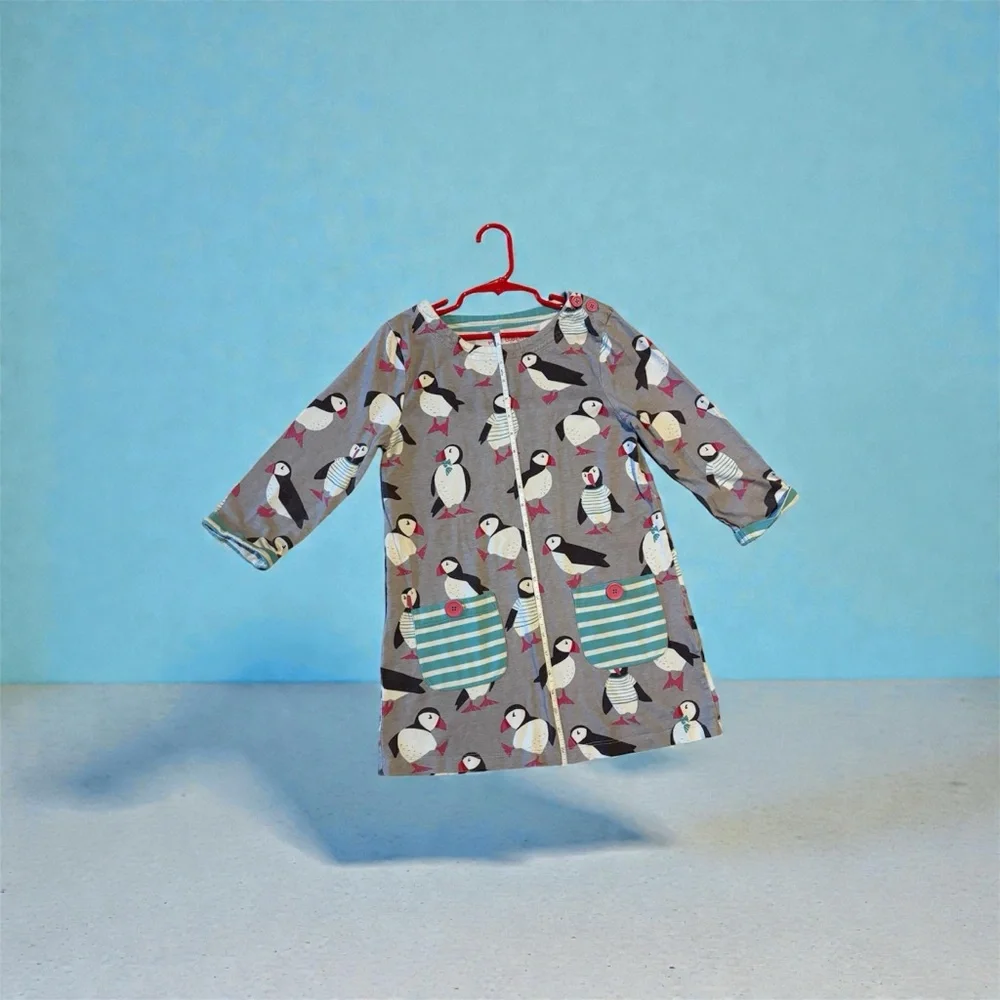 Mini Boden Gray Dress with Puffin Design - Picture 2 of 5